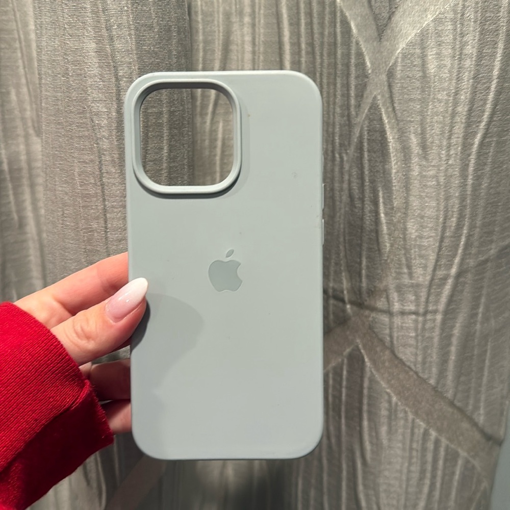 Apple iPhone 13 Pro case. Never used